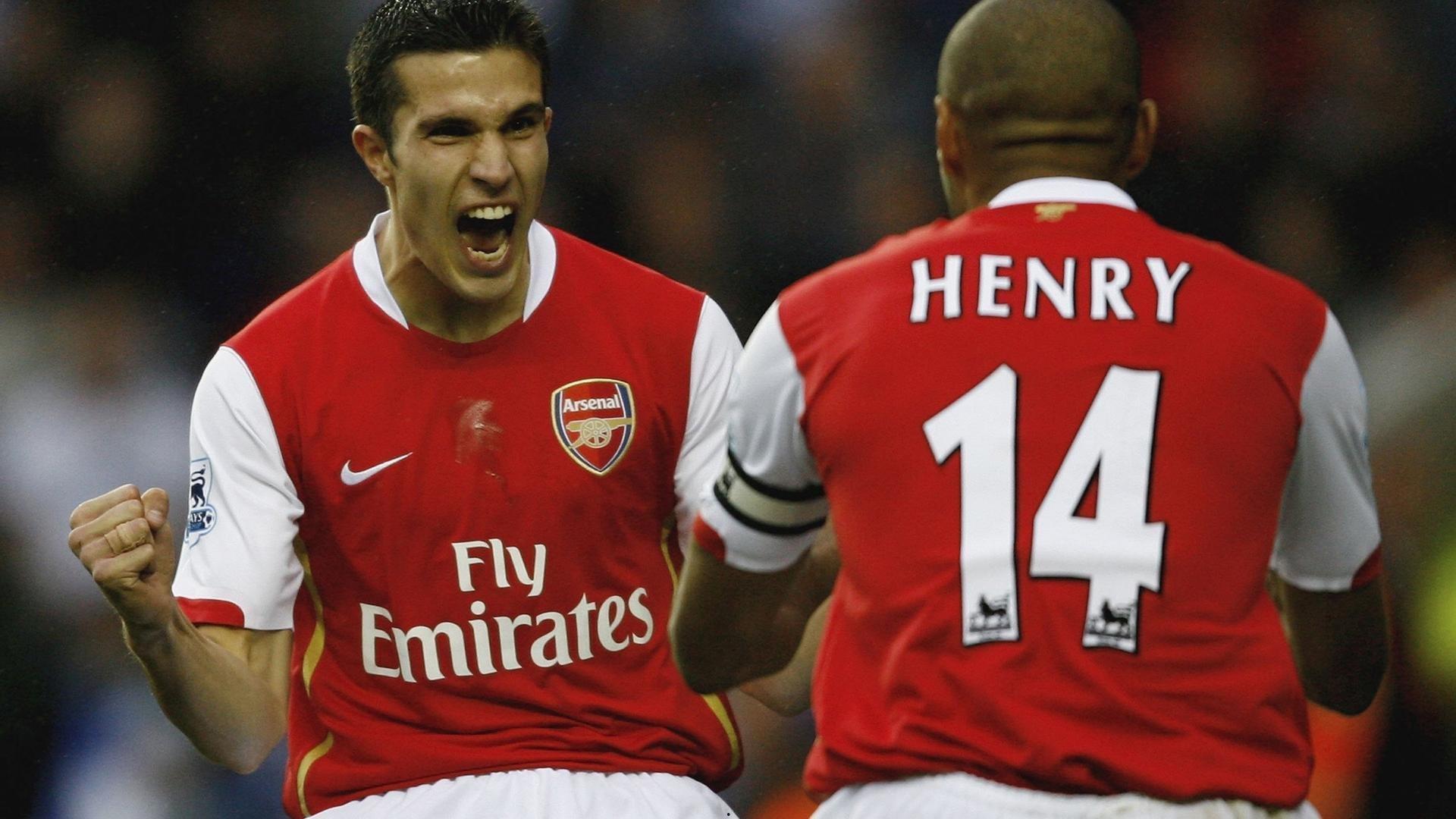 两年半等待终结！维纳尔杜姆欧冠双响 巴黎生涯迎史诗转折