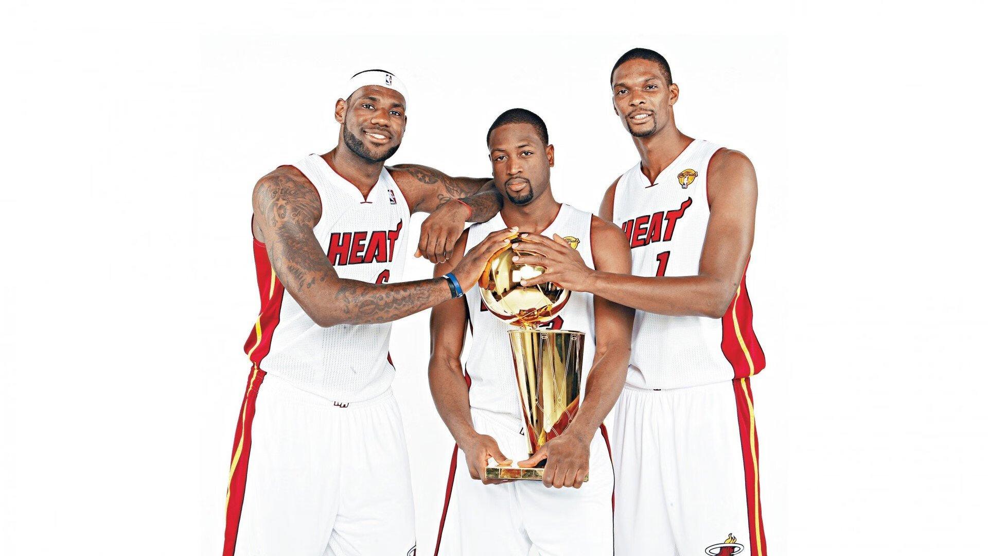 哈维锋线试验遇瓶颈，拉波尔塔执政一周年成绩单引发热议